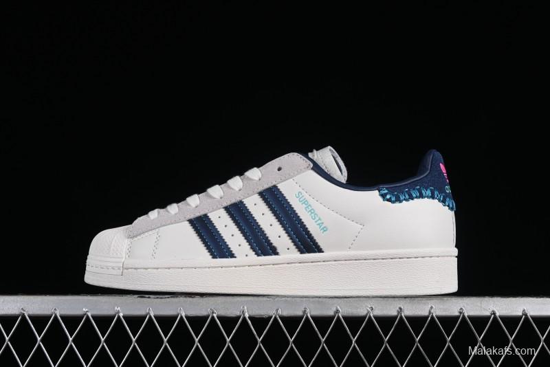Adidas Originals Superstar Casual Sneakers with Shell Toe Design - ID1139
