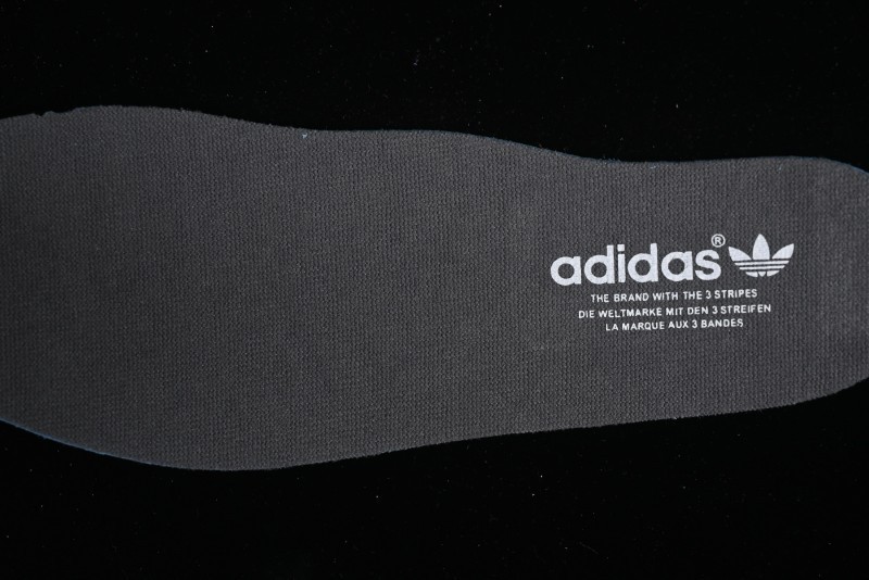 Adidas Campus CM8445 Retro Sneakers - CM8445