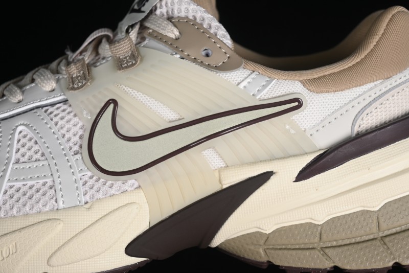 Nike V2K Runtekk 3XL Low-Top Retro Running Shoes with Shock Absorption and Anti-Slip Design - FD0736-103