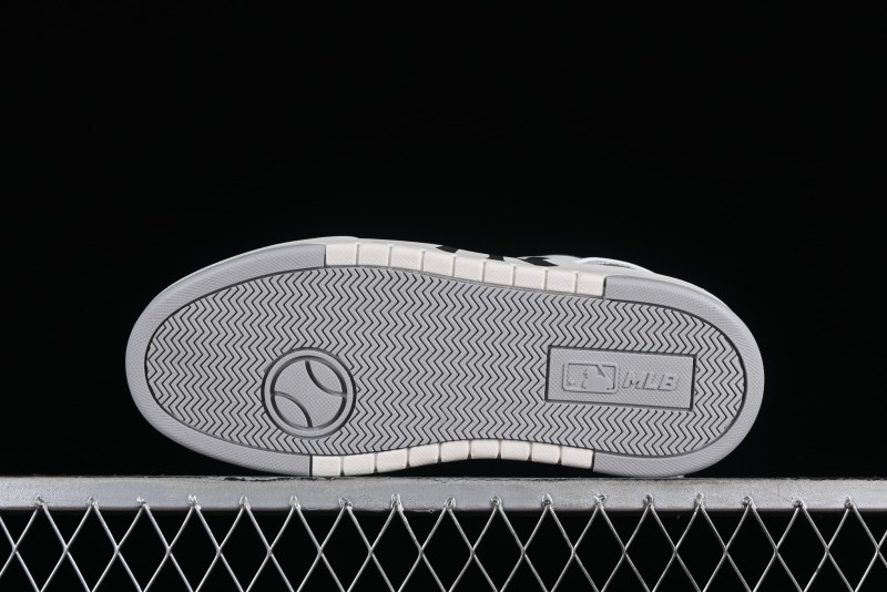 MLB Chunky Liner Metal Senior Series Lightweight Platform Casual Sneakers with 6cm Height Increase - 3ASXCLH3N50GRS