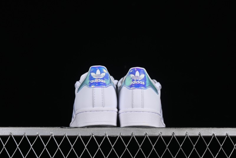 Adidas Superstar FV3139 Casual Sneakers with Shell Toe - FV3139