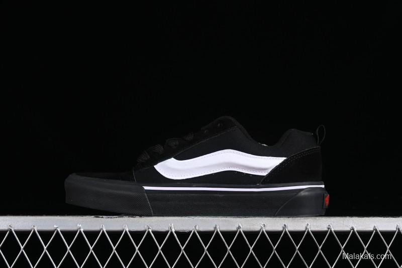 Vans Classics Knu Skool Retro Skate Shoes with Thickened Tongue and Oversized Toe - VN0009QCB9P