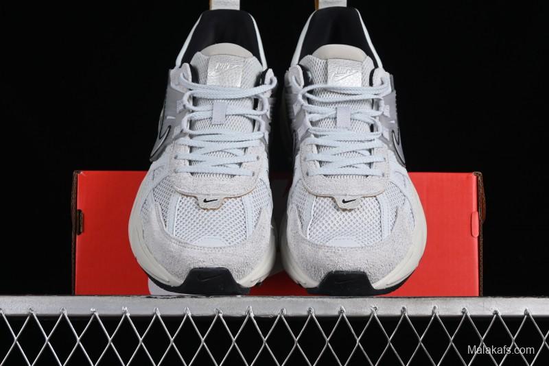 Nike Runtekk Run Retro Low-Top Running Shoes with Cushlon Midsole and Anti-Slip Design - FN6703-002