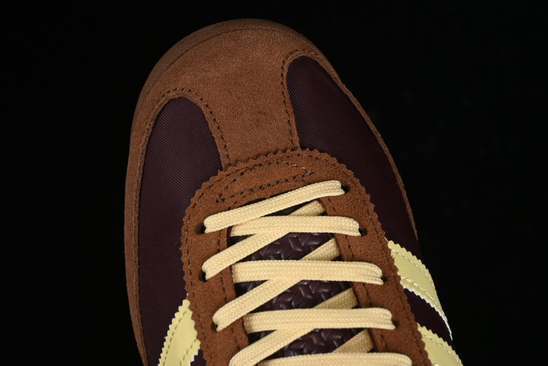 Adidas Originals SL 72 Retro Running Shoes with Nylon Upper and Suede Accents - IE3425