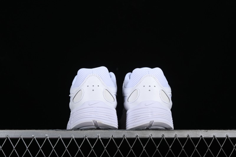 Nike P-6000 PRM Retro Casual Sneakers with Lightweight Design - BV1021-102