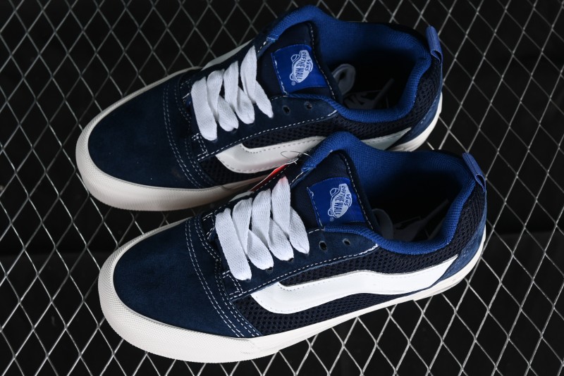 Vans Classics Knu Skool Retro Sneakers with Enlarged Toe and Thickened Trim - VN0009QCLC3