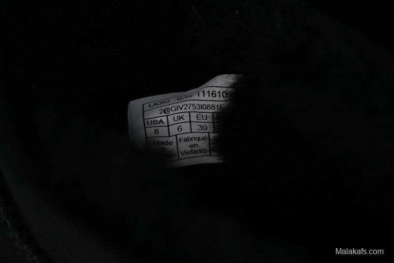 UGG Classic Ultra Mini Short Boots with Genuine Australian Sheepskin and TREADLITE Outsole - 1116109