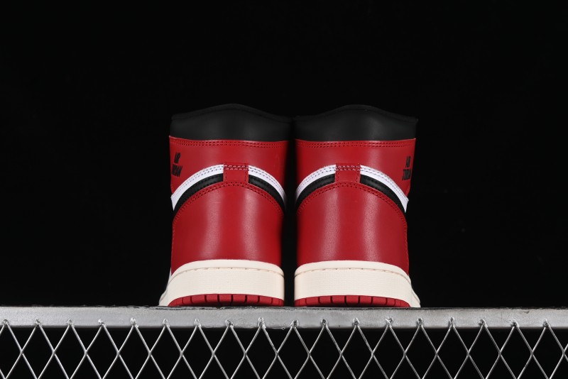 Nike Air Jordan 1 High OG Retro Basketball Shoes with Black Toe Design - DZ5485-106