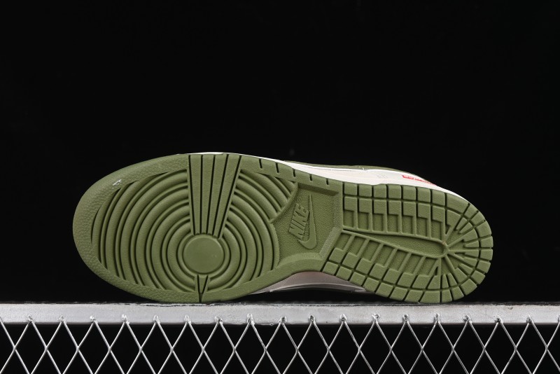 Nike SB Dunk Low Supreme Collaboration - Double Swoosh Beige Dark Green Anniversary High-End Custom Low-Top Casual Skate Shoes - XX2025-689