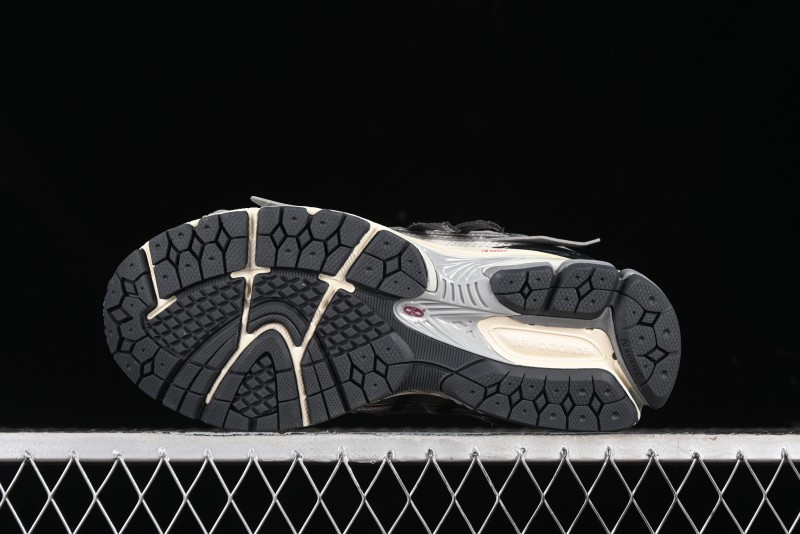 New Balance 1906 Series Retro Dad Style Casual Running Shoes with T-Beam Outsole and Exposed Cushioning - M1906AD