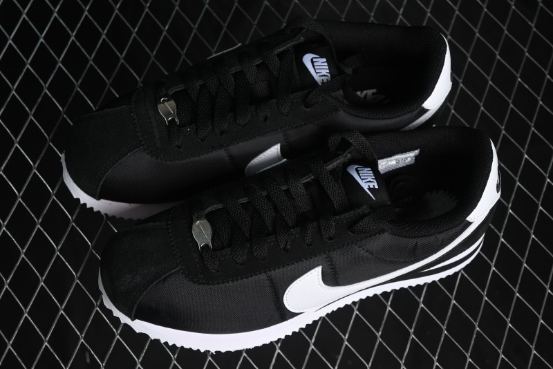 Nike Classic Cortez Leather Retro Running Shoes - HF0263-001