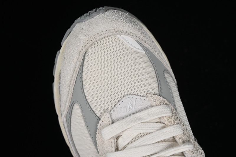 New Balance 2002 Series Retro Casual Running Shoes with Upgraded N-ERGY Cushioning - M2002REK