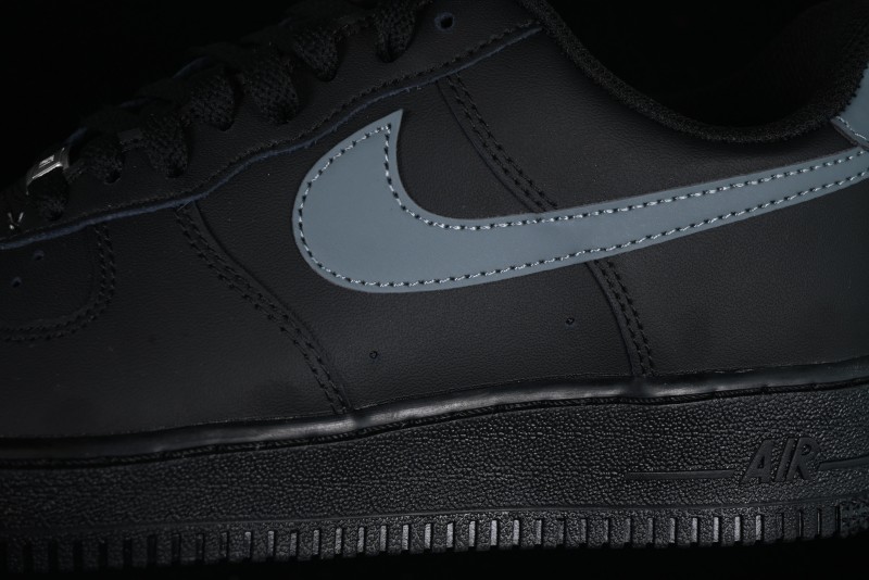 Nike Air Force 1 '07 Low Casual Sneakers with Full-Length Air Cushion - FJ4146-003