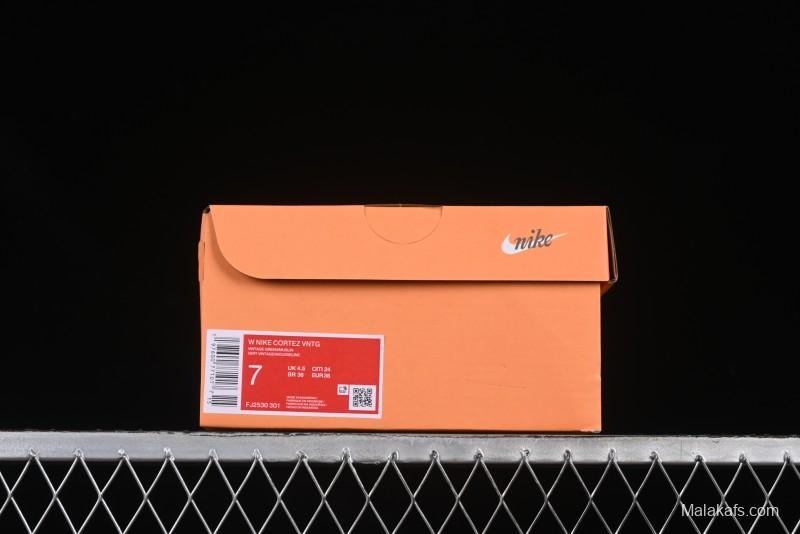 Nike Classic Cortez Leather Retro Running Shoes - FJ2530-301