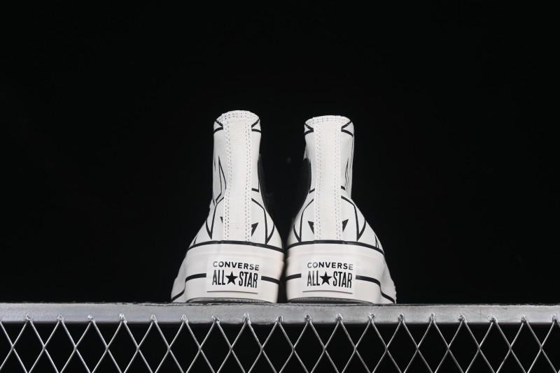 Converse Chuck 70 High Top Sneakers with Star Patch and Thick Sole - 581672C