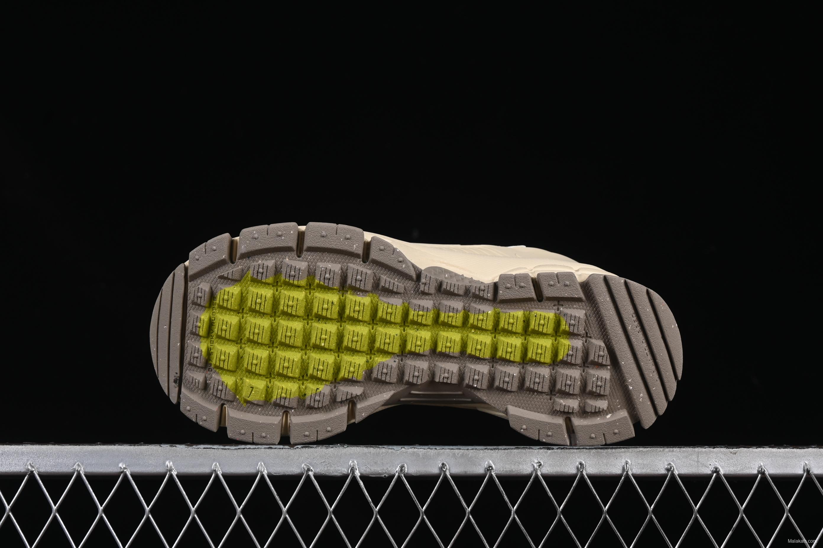 Nike Zoom Vomero 5 Retro Marathon Casual Running Shoes with Thick Sole and Height Increasing Design - FV2295-101