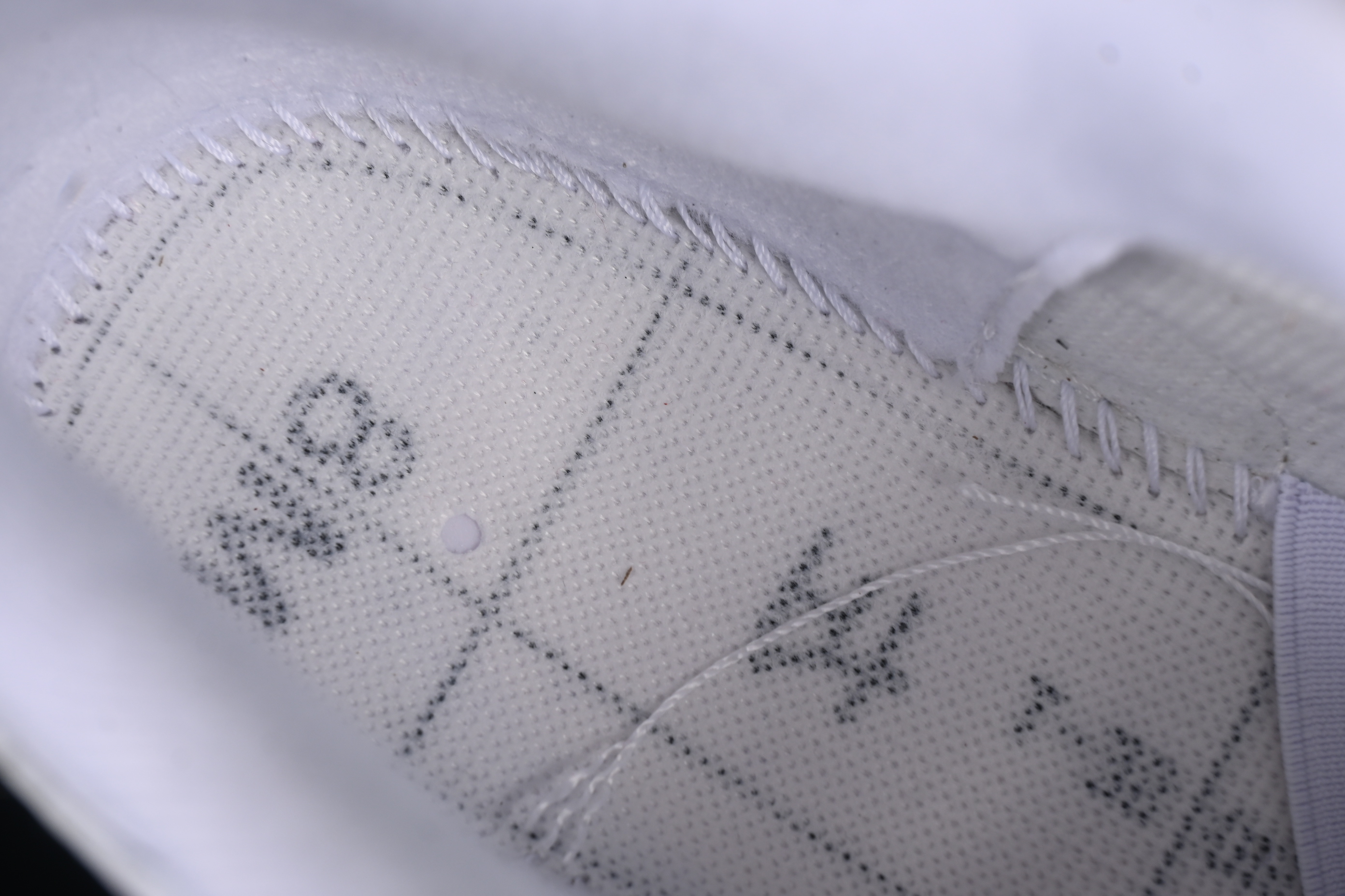 Nike Air Jordan 3 Retro UNC White Blue Cracked Leather Basketball Shoes - CT8532-104