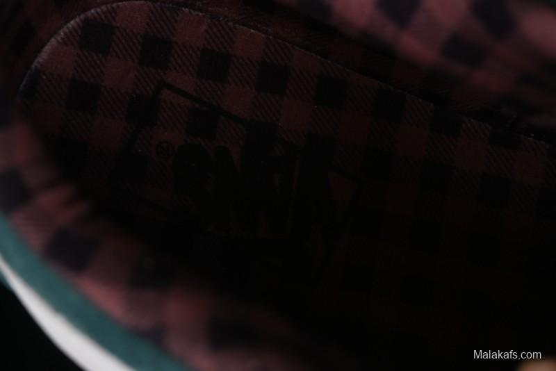 Vans Knu Skool Low-Top Retro Chunky Sneakers - VN000CS0PRM