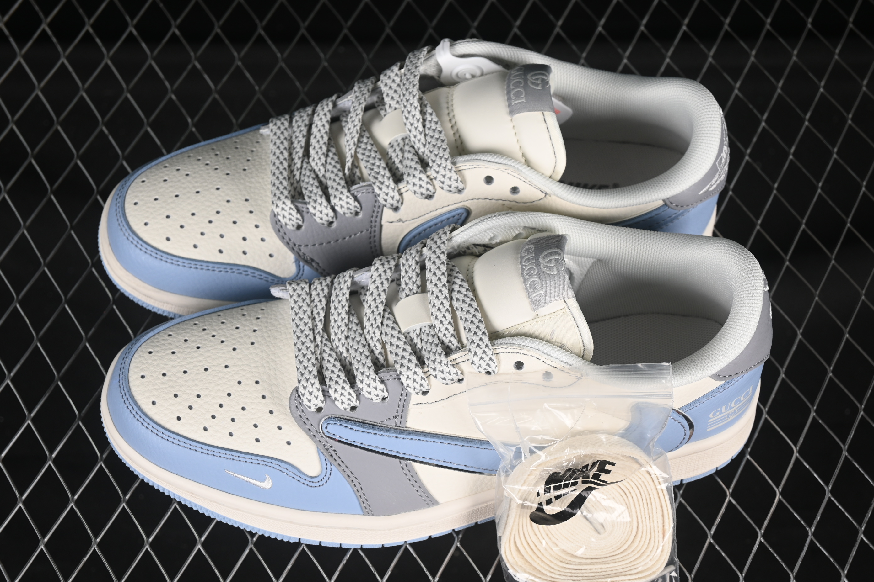 Nike Travis Scott x Fragment Design x Air Jordan 1 Low OG SP AJ1 Low-top Casual Sneakers - ZH2598-241
