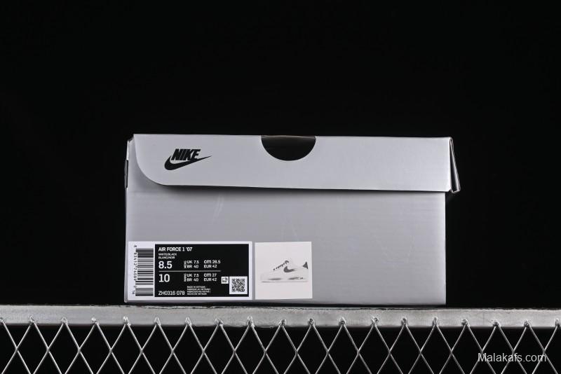 Nike Air Force 1 '07 Low Casual Sneakers in White-Black Gradient with Full-Length Air Cushion - ZH0316-078