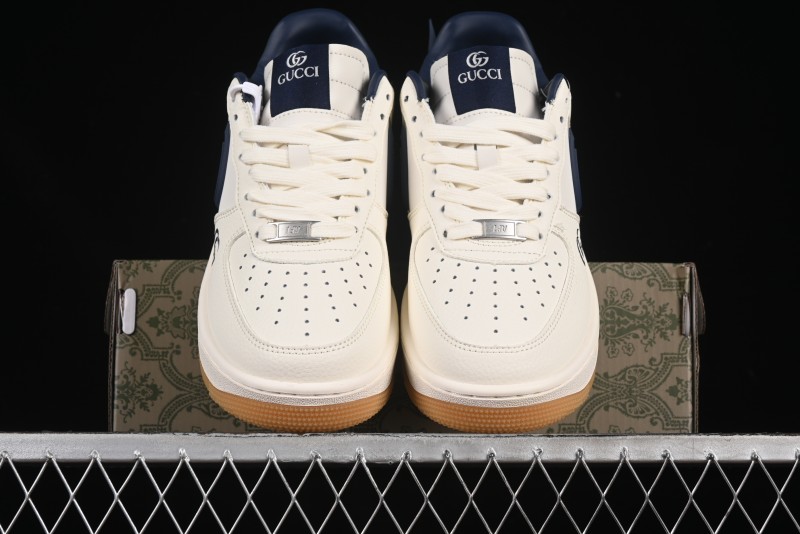 Nike Air Force 1 '07 Low Gucci Collaboration Large Swoosh Gum Sole Casual Sneakers - XS3464-576