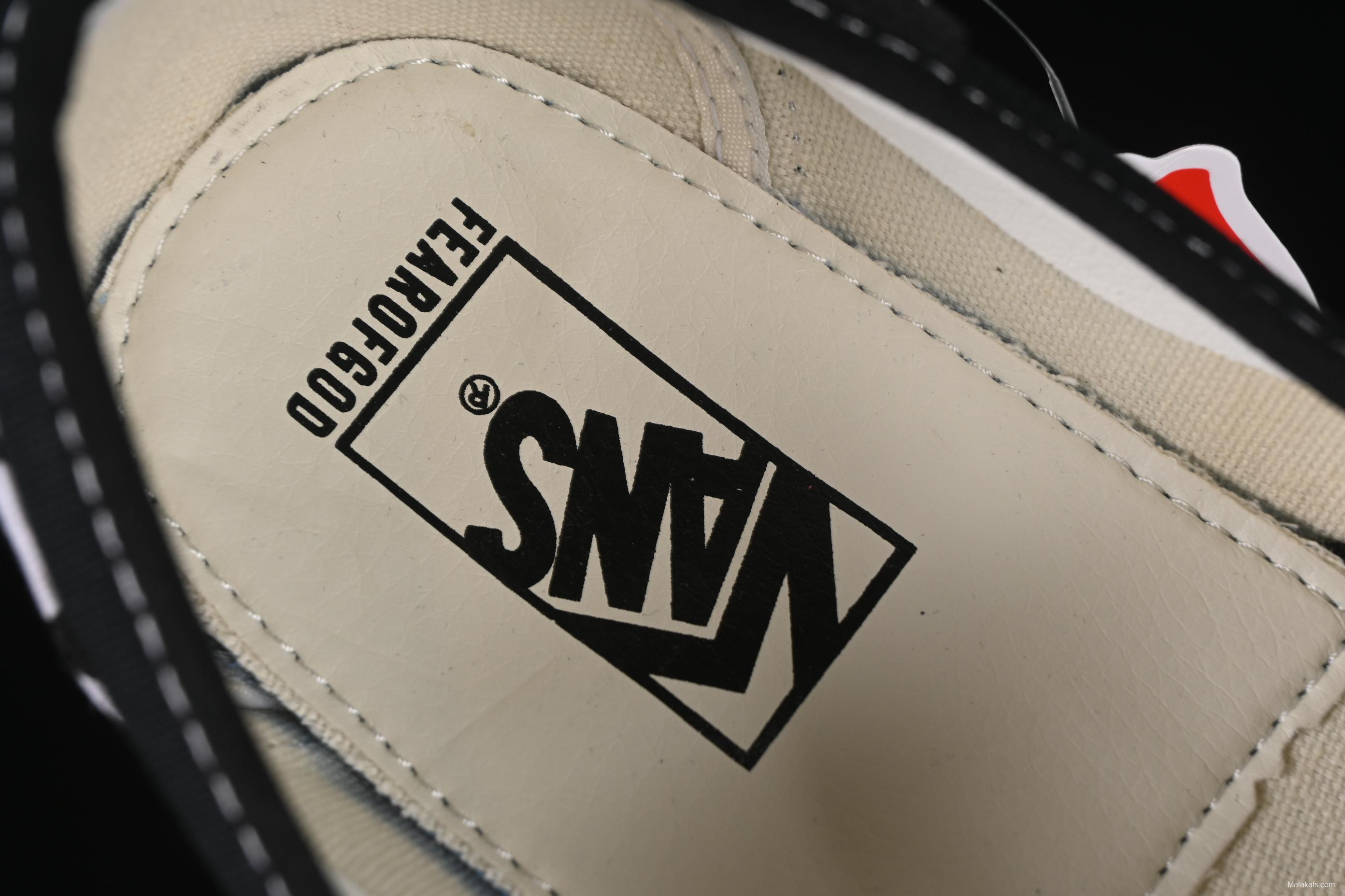 Vans Slip-On Classic Checkerboard Slip-On Casual Skate Shoes - VN0A3J9FPZR