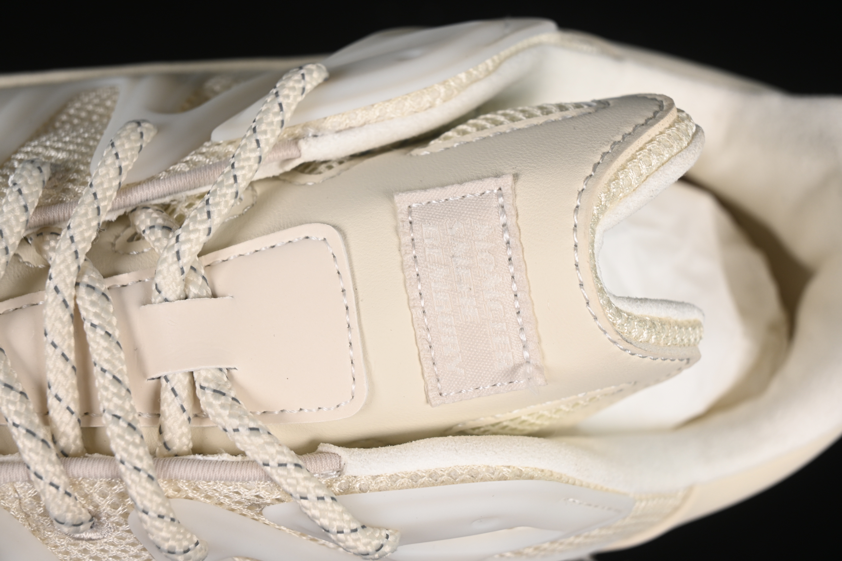 Moncler Trailgrip GTX Anti-Tear Material Mountain Outdoor Shoes with Gore-Tex Waterproof and Vibram Outsole - M00130M6068