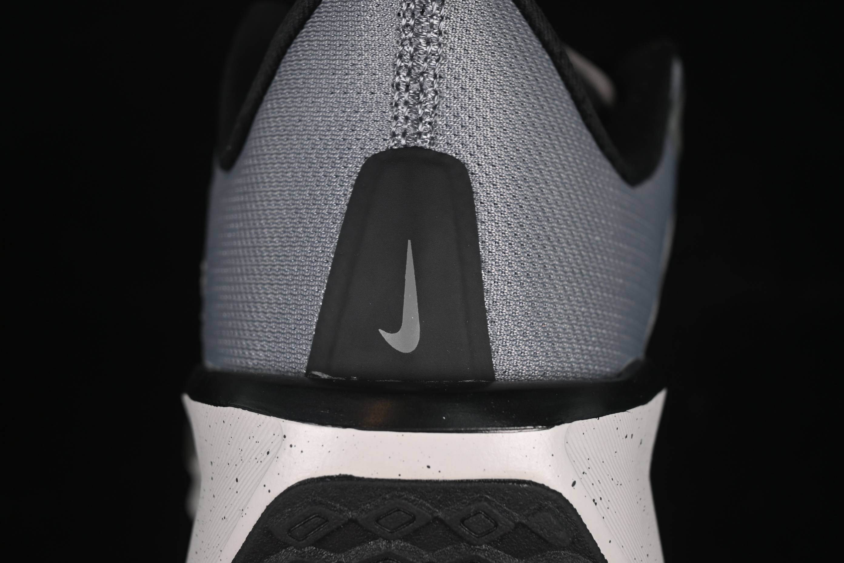 Nike Quest 6 Cushioned Lightweight Running Shoes - IB4002-014