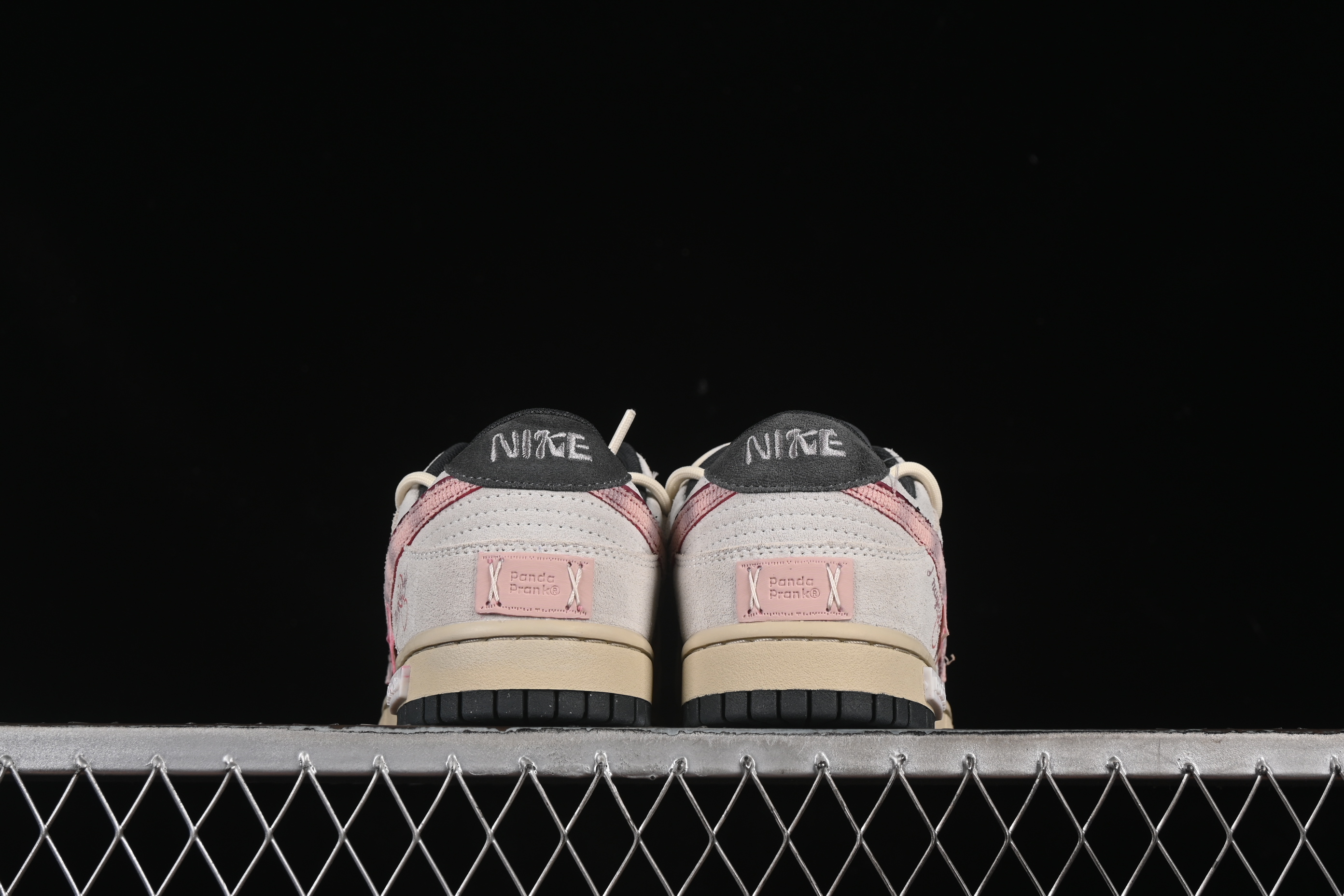 Nike Dunk Low Panda Valentine's Day Mischief Film Love Letter Low-Top Casual Sneakers - HV1800-101