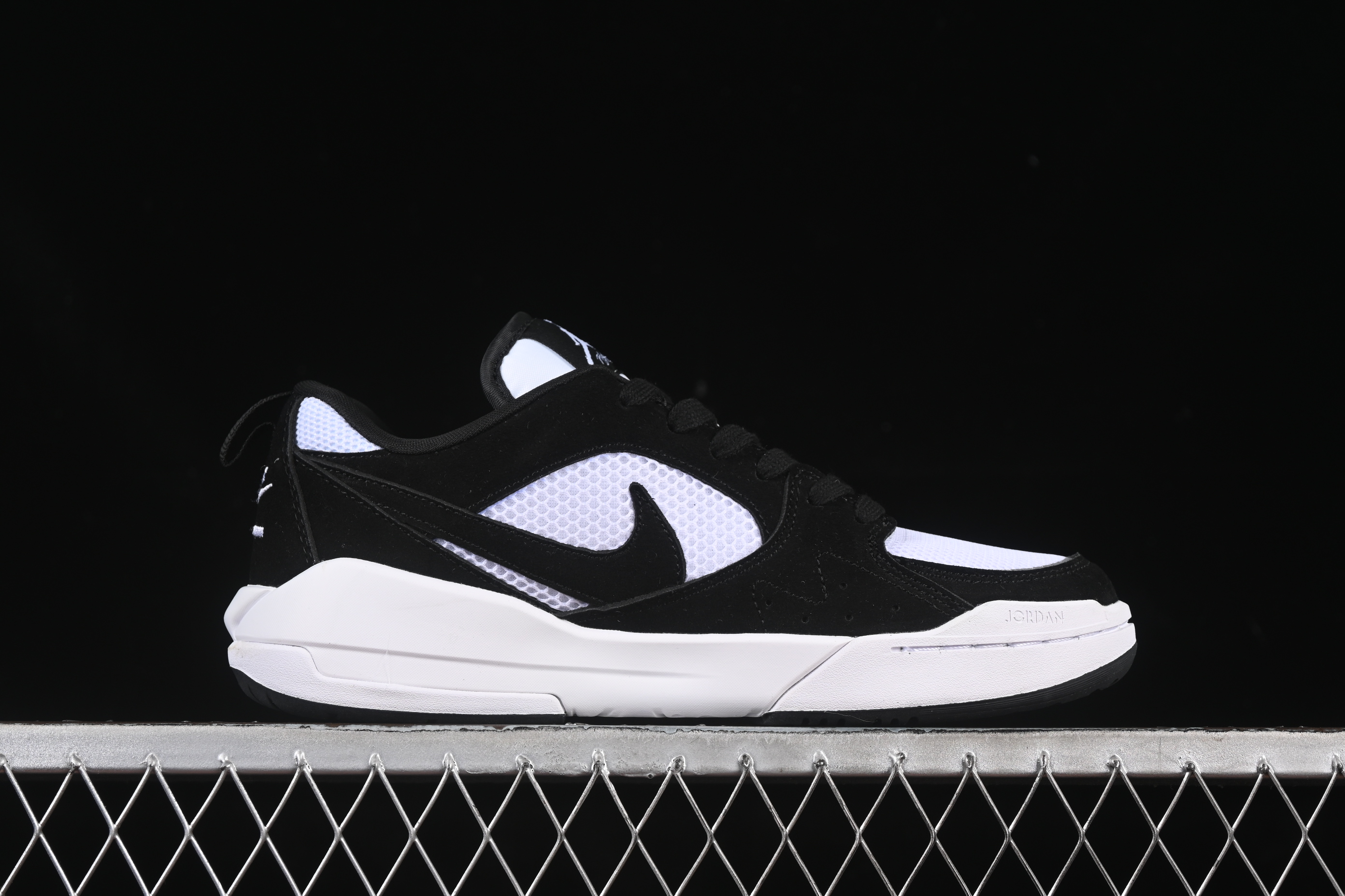Nike Air Jordan Cmft Era Retro Sneakers - HJ6777-001