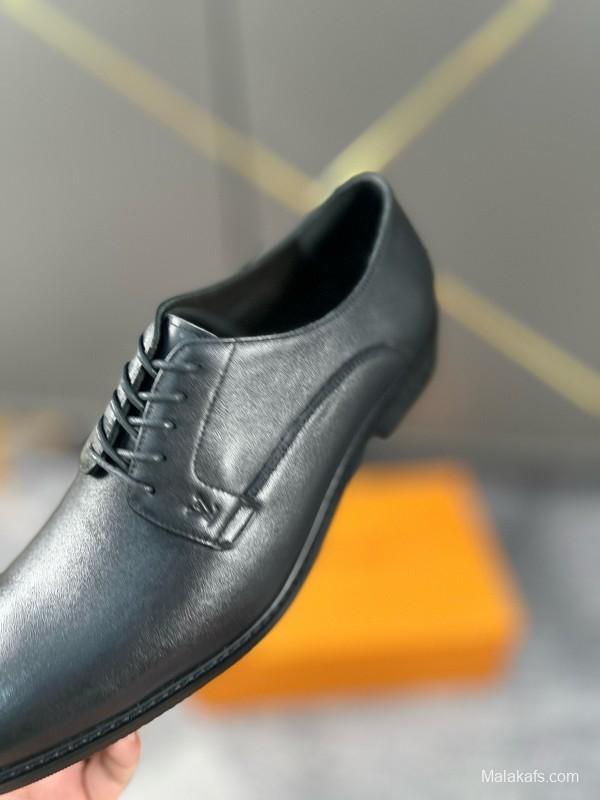 2024 Men Louis Vuitton Black Leather Dress Shoes MJ00380