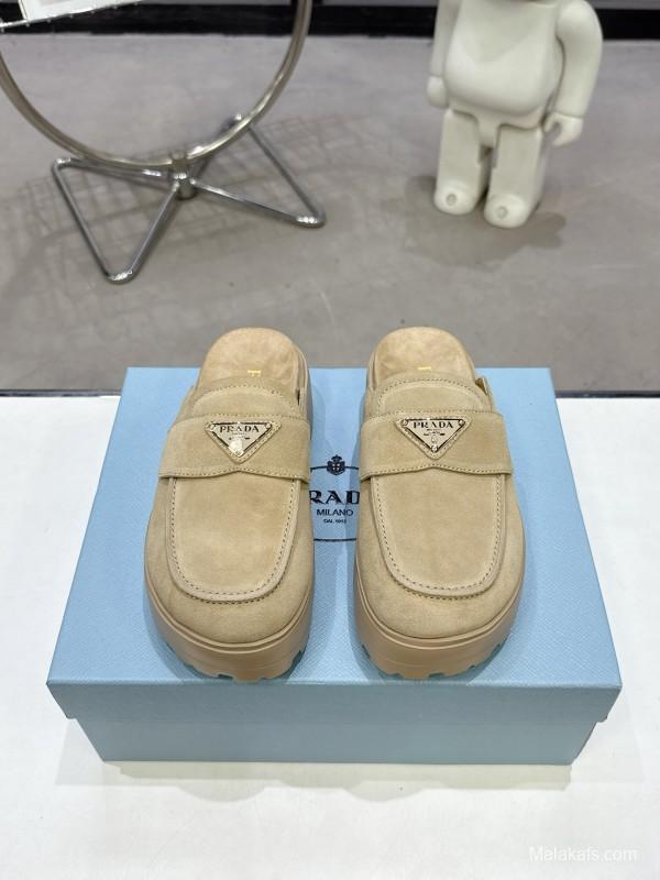 2025 Women Prada Beige Suede Loafer Slip-On KFY00280
