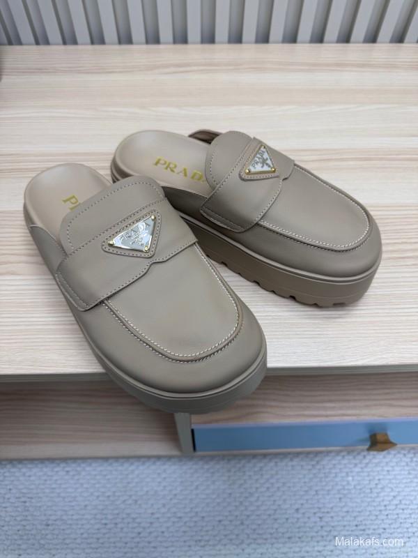 2025 Women Prada Beige Leather Slippers