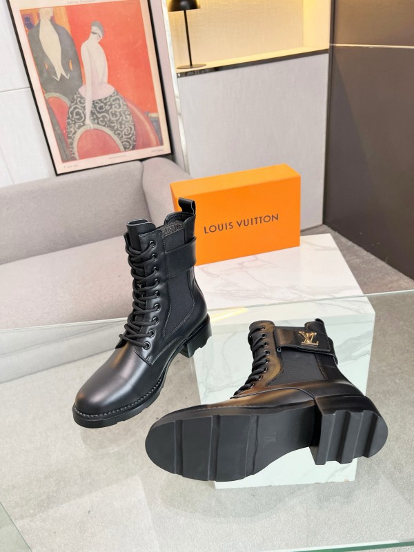2024 Women Louis Vuitton Black Leather Boots MJ00320