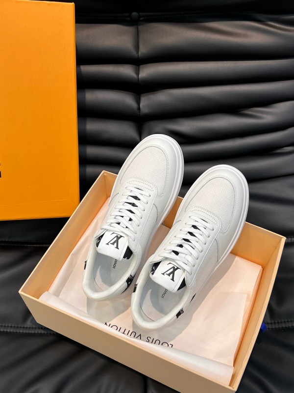 2024 Men Louis Vuitton White Leather Mesh Sneakers MJ00400
