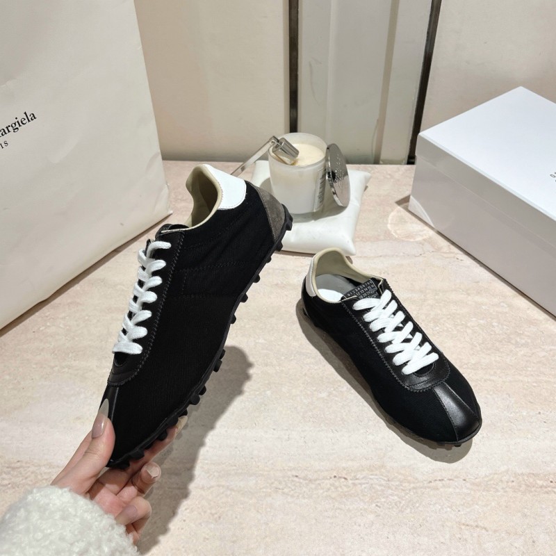 2025 Unisex MM6 Maison Margiela Black White Leather Canvas Sneakers