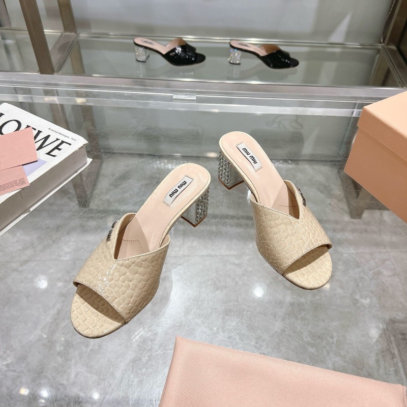2025 Women Miu Miu Beige Crocodile Embossed Leather Heeled Mules