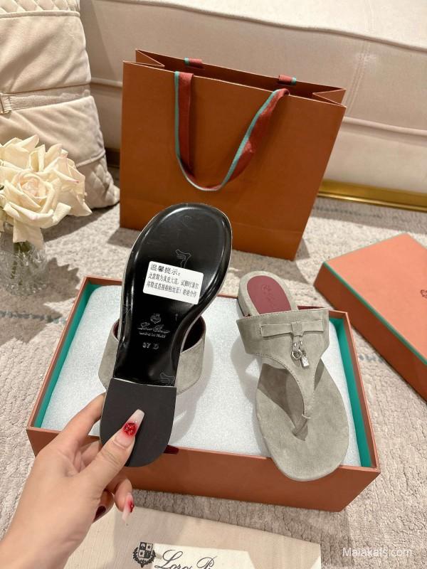 2025 Slippers LP Beige Suede Slippers LY00350