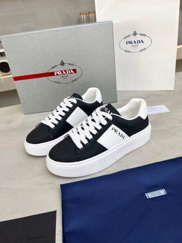 2024 Unisex Prada Black White Leather Sneakers MJ00310