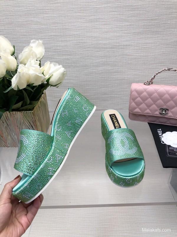 2025 Women Chanel Green Leather Slippers