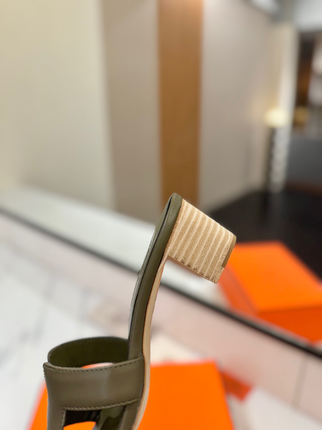 2025 Women Hermès Green Leather Sandals