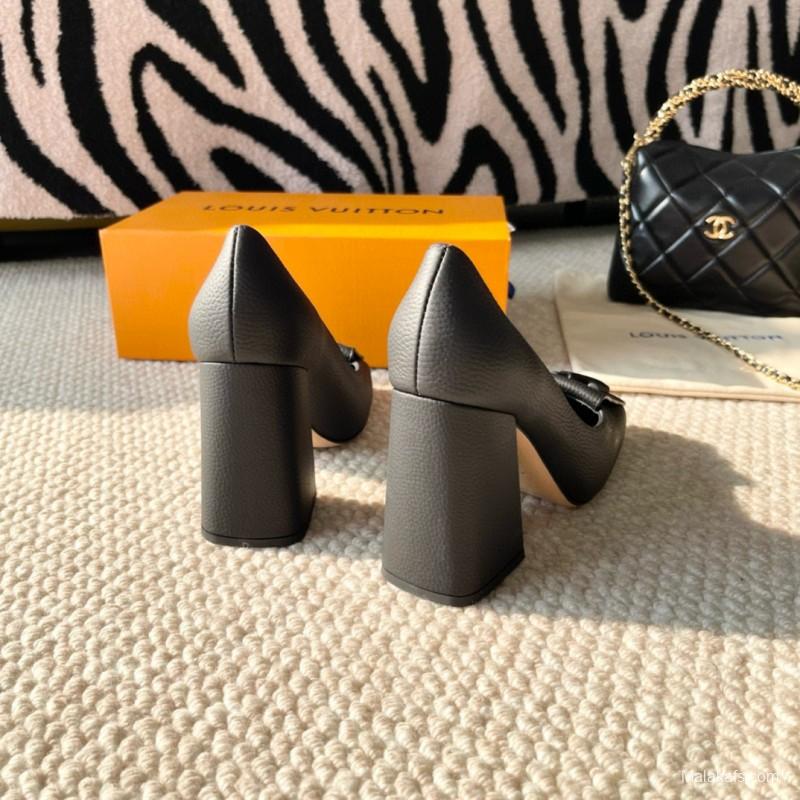 2024 Women Louis Vuitton Black Leather Block Heel Pumps