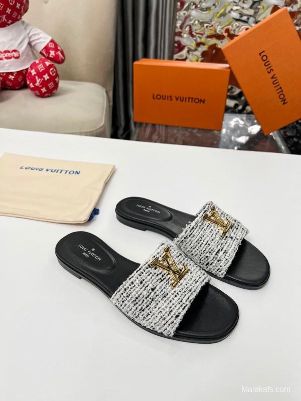 2025 Women Louis Vuitton Black White Fabric Slippers LY00210