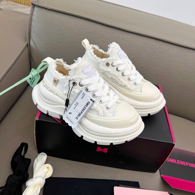 2025 Unisex Smile Republic White Canvas Thick Sole Casual Sneakers Frayed Edge LY00291