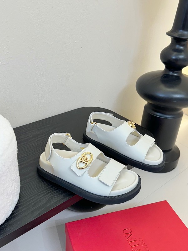 2025 Women Valentino White Leather Sandals V Buckle KFY00320