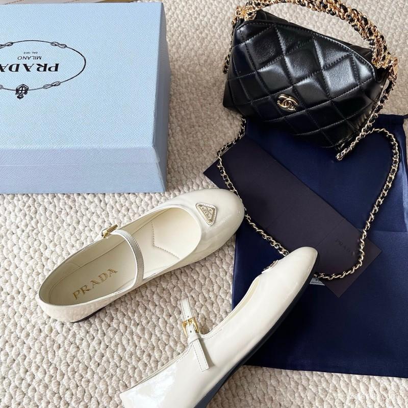 2025 Women Prada White Patent Leather Mary Jane Flat Shoes