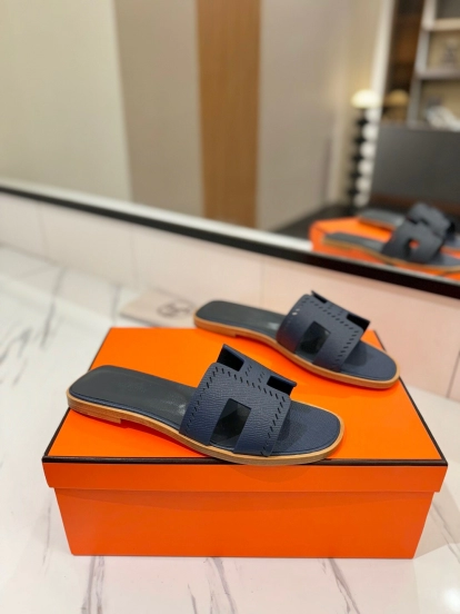 2025 Women Hermès Dark Blue Leather Slippers