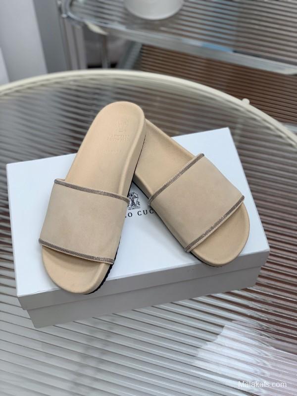 2025 Women Brunello Cucinelli Beige Suede Flat Slide Sandals Handmade Detailing KFY00240 (F)