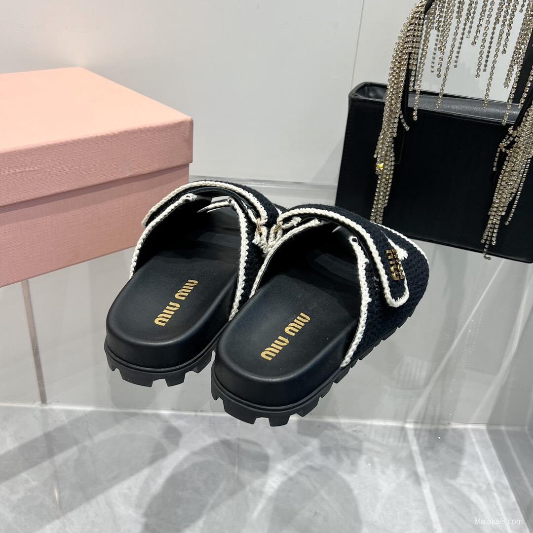 2025 Miu Miu Black White Crochet Leather Slippers KFY00290