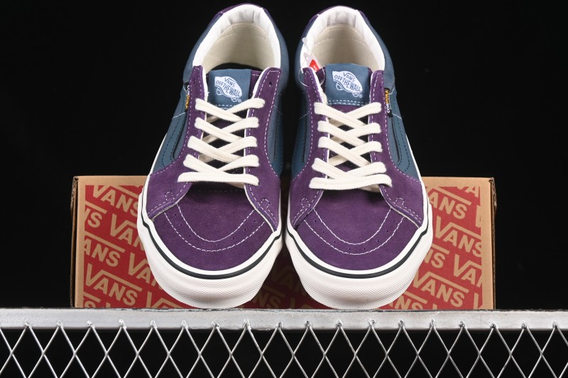 Vans Sk8-Low Skate Shoes with Slip-Resistant Sole - VN0A4UUK76T